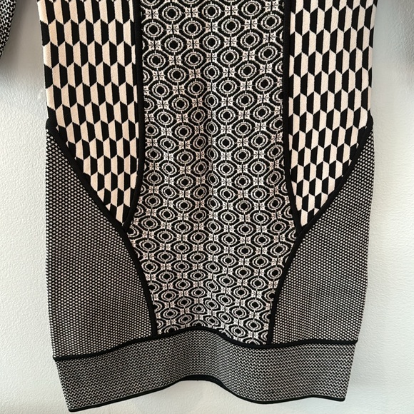 A.L.C. 3/4 Sleeve Jay Multi Geometric Print Sweater Dress Women's Medium - Picture 6 of 10